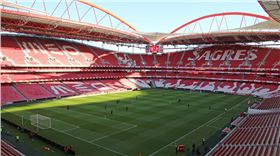 爵士龍專業(yè)音響為歐洲冠軍聯(lián)賽吶喊助威