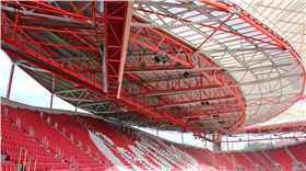 爵士龍專業(yè)音響為歐洲冠軍聯(lián)賽吶喊助威