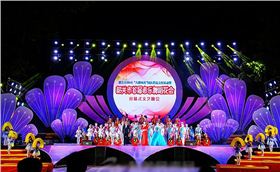 JSL舞臺(tái)音響助陣韶關(guān)首屆音樂舞蹈花會(huì)