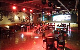 娛樂酒吧采用爵士龍專業(yè)音響系統(tǒng)【湖北十堰】