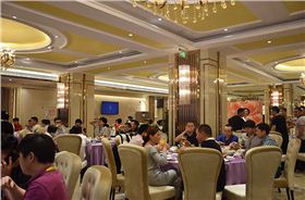 萬昌“砸金蛋”晚宴