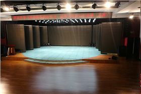 線陣專業(yè)舞臺(tái)音響系統(tǒng)助力漯河市廣播電視臺(tái)演播大廳