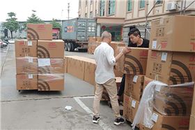 非洲客戶定制爵士龍線陣列音響系統