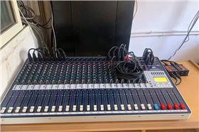 湖南婁底二中多功能體育館成功選用爵士龍JSL線陣音響系統(tǒng)