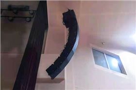 天津某校多功能廳選用爵士龍JSL數字有源線陣音響系統