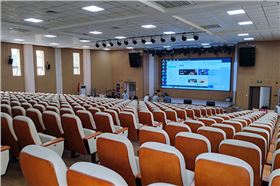 河源市福星中學多功能廳采用爵士龍雙12寸線陣音箱系統