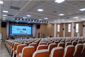 河源市福星中學多功能廳采用爵士龍雙12寸線陣音箱系統