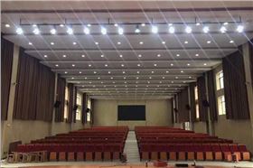 湖南懷化宏宇中學多功能廳選用爵士龍線陣音箱系統