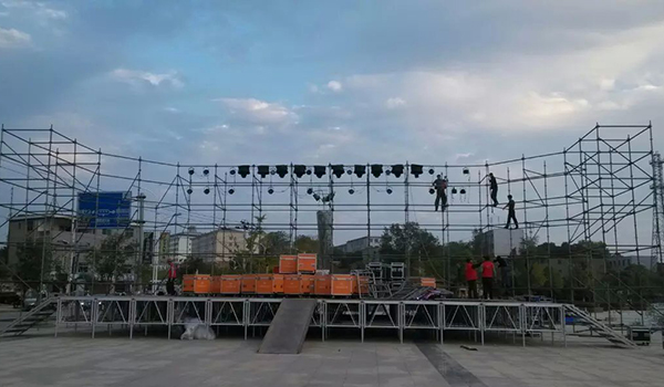 爵士龍線陣音響系統