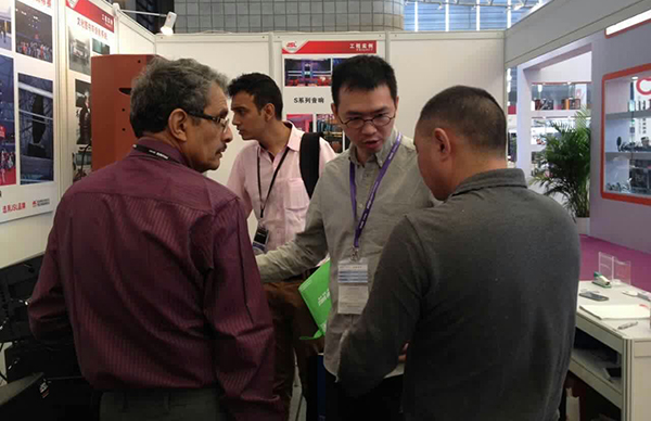 爵士龍音響品牌