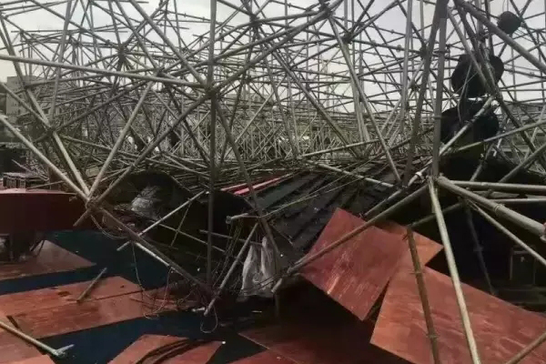 【警醒】又一起舞臺(tái)工程坍塌事件發(fā)生