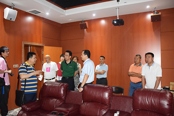 熱烈歡迎工商聯領導蒞臨萬昌音響公司指導工作