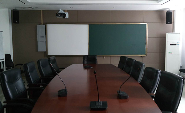 如何解決會議音響系統的嘯叫聲問題【一】