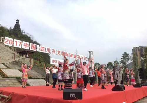 爵士龍音響廠家 專業(yè)生產(chǎn)舞臺(tái)音響設(shè)備