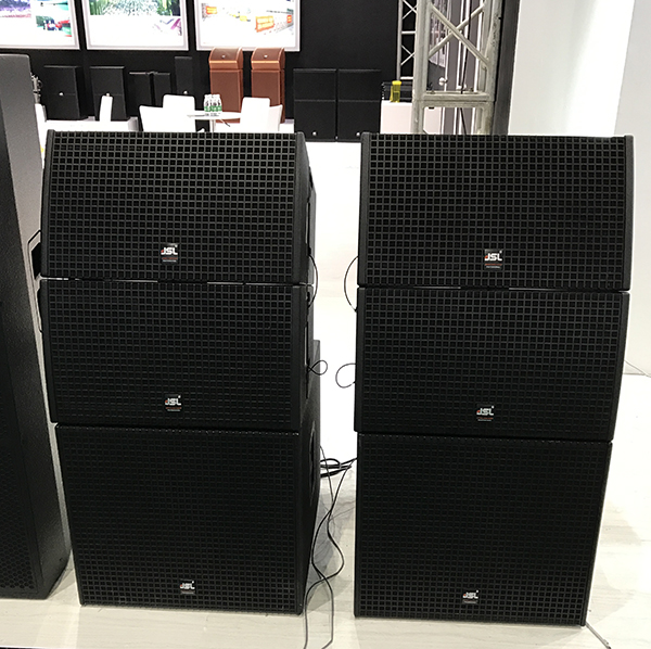 有源舞臺(tái)音響設(shè)備 高清晰度語(yǔ)音還原