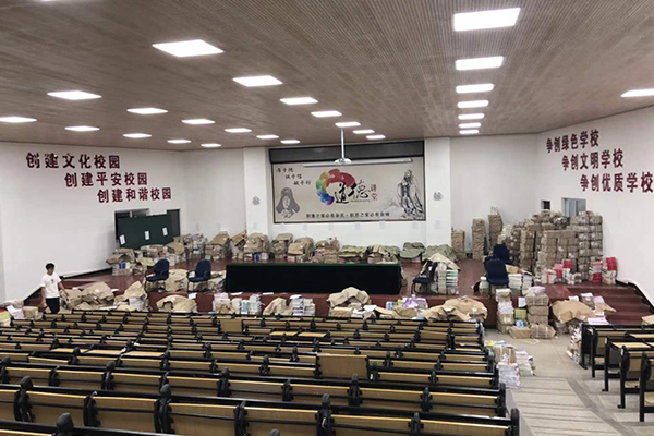 專業音響設備落戶昆明市宜良縣第三中學多功能廳