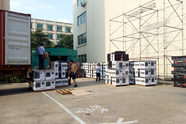 墨西哥客戶再次定制400套有源聲柱組合