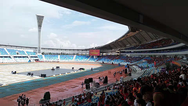 海口市五源河體育中心選用爵士龍專業(yè)線陣音響系統(tǒng)