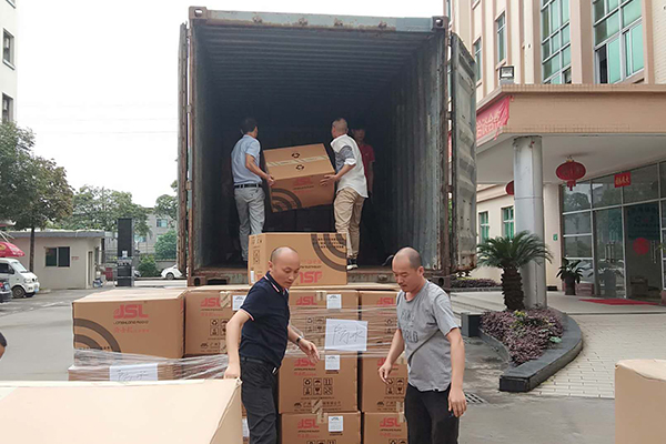 非洲客戶定制爵士龍線陣列音響系統