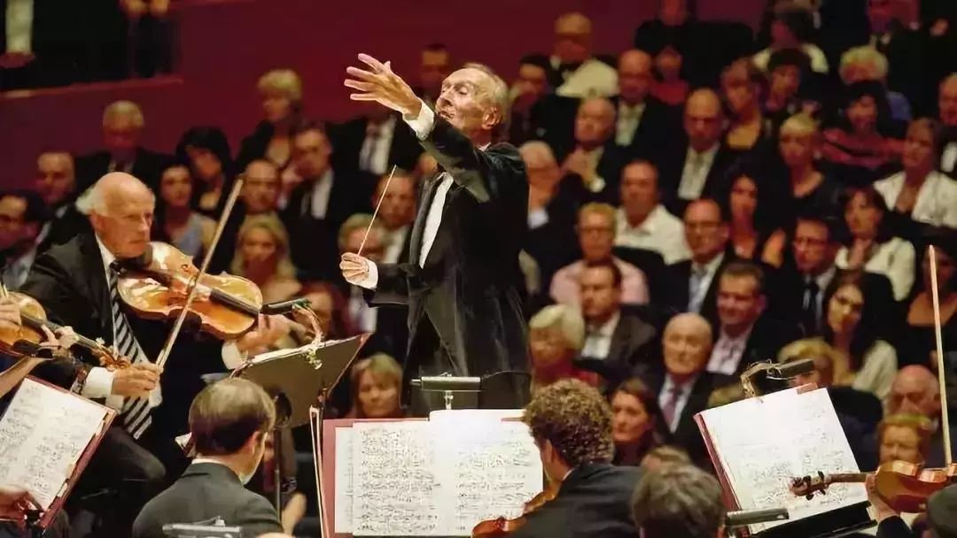 音樂廳劇場有哪些？專業音響系統應該怎么因地制宜