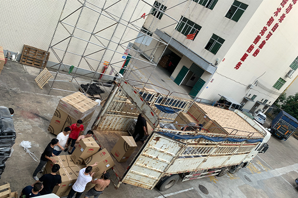 JSL音響攜手隆回縣特困區(qū)共建精神家園