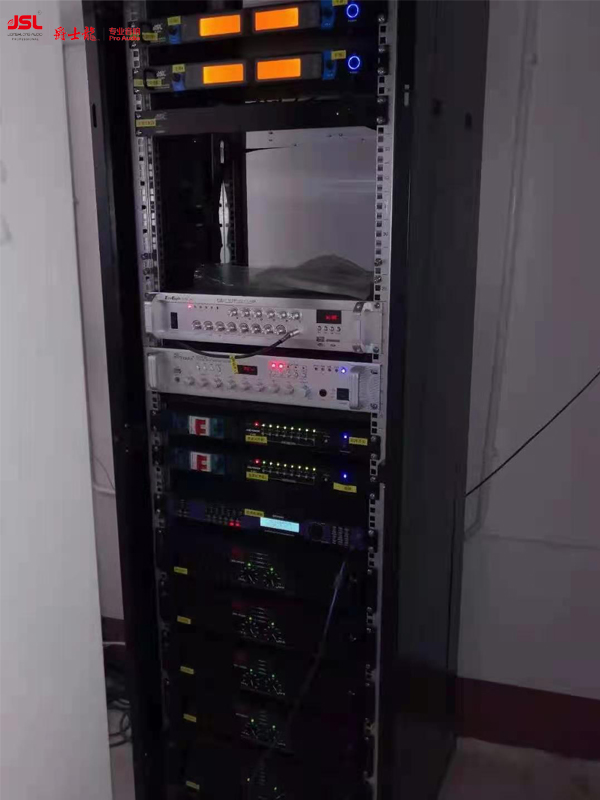 四川省南部縣第二中學(xué)選用爵士龍雙十線陣音箱系統(tǒng)【JSL爵士龍擴(kuò)聲系統(tǒng)案例】