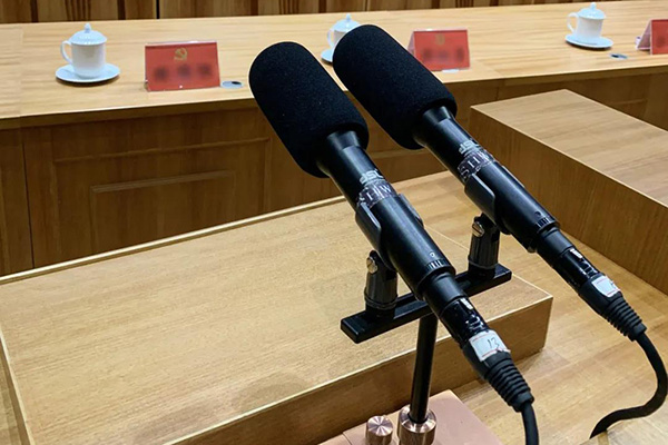 無線話筒和有線話筒哪個更好【爵士龍音響】