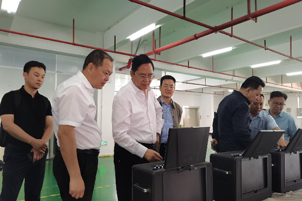 德州市天衢新區黨工委副書記、管委會主任王大山等一行到我司-廣東萬昌科技實業有限公司參觀考察