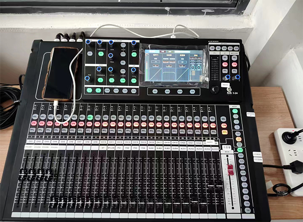 國家運動休閑特色小鎮-珍珠山選用爵士龍線陣音箱系統