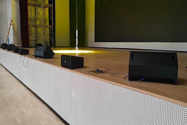 爵士龍線陣音箱成功應用于長沙麓山國際第二小學