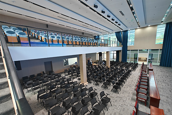 爵士龍音響助陣某高校教師活動(dòng)中心