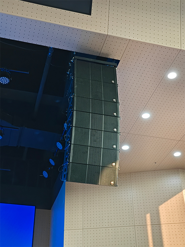 爵士龍音響助陣某高校教師活動(dòng)中心