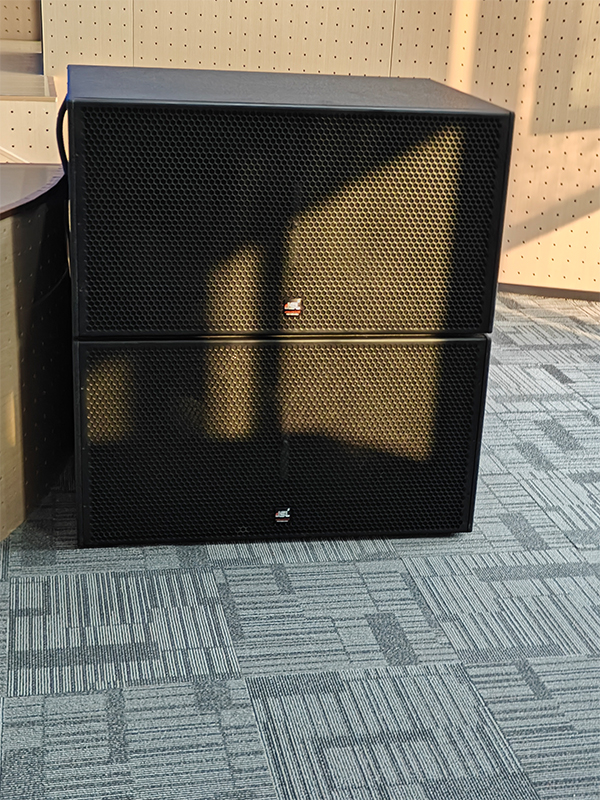 爵士龍音響助陣某高校教師活動(dòng)中心