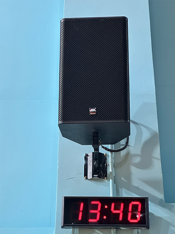 打球自帶BGM?爵士龍音響讓廣州體育館羽毛球館的每個扣殺都帶節奏!