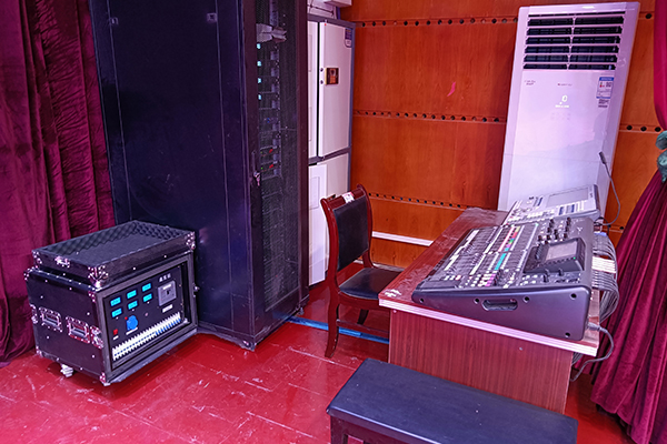 爵士龍專業(yè)音響助力黔陽一中,打造卓越報告廳