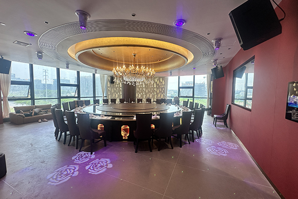 東歐海鮮酒家(廣雅)分店爵士龍音響演繹舌尖上的聽覺盛宴