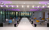 爵士龍專業音響助力長沙女子學院 T 臺，定格青春閃耀時刻